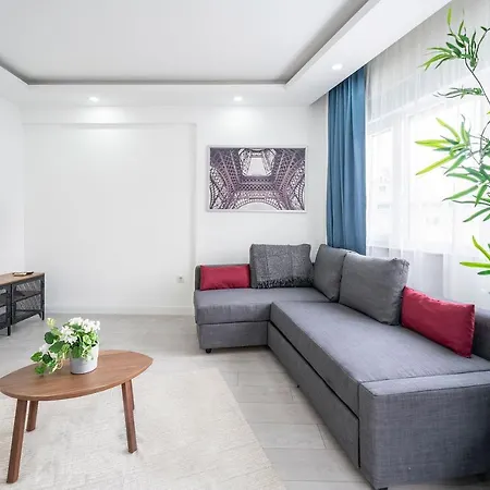 Missafir Distinguished, Central And Modern Flat With Balcony Near Beach In Muratpasa, Antalya * Antalya