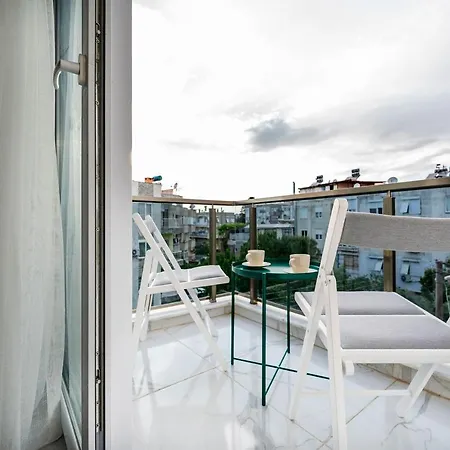 Missafir Distinguished, Central And Modern Flat With Balcony Near Beach In Muratpasa, Antalya